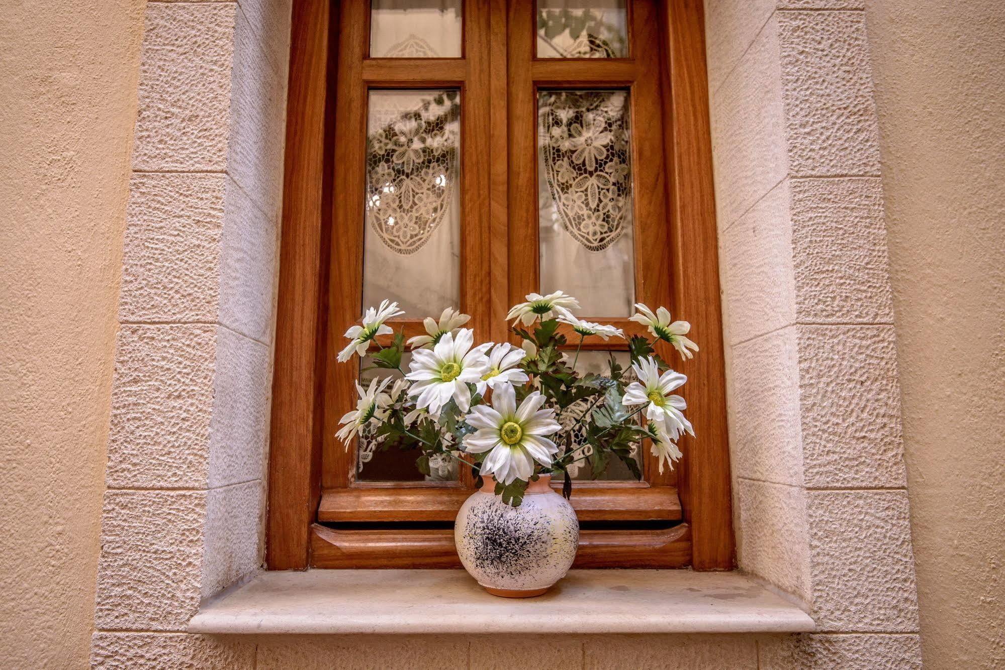 Leo Hotel Rethymno  Bagian luar foto